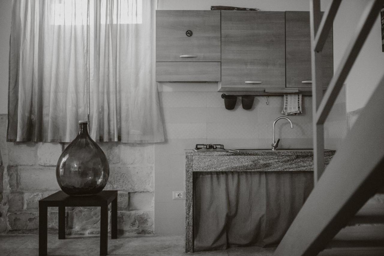Le Camporelle In Città Acomodação com café da manhã Lecce Exterior foto